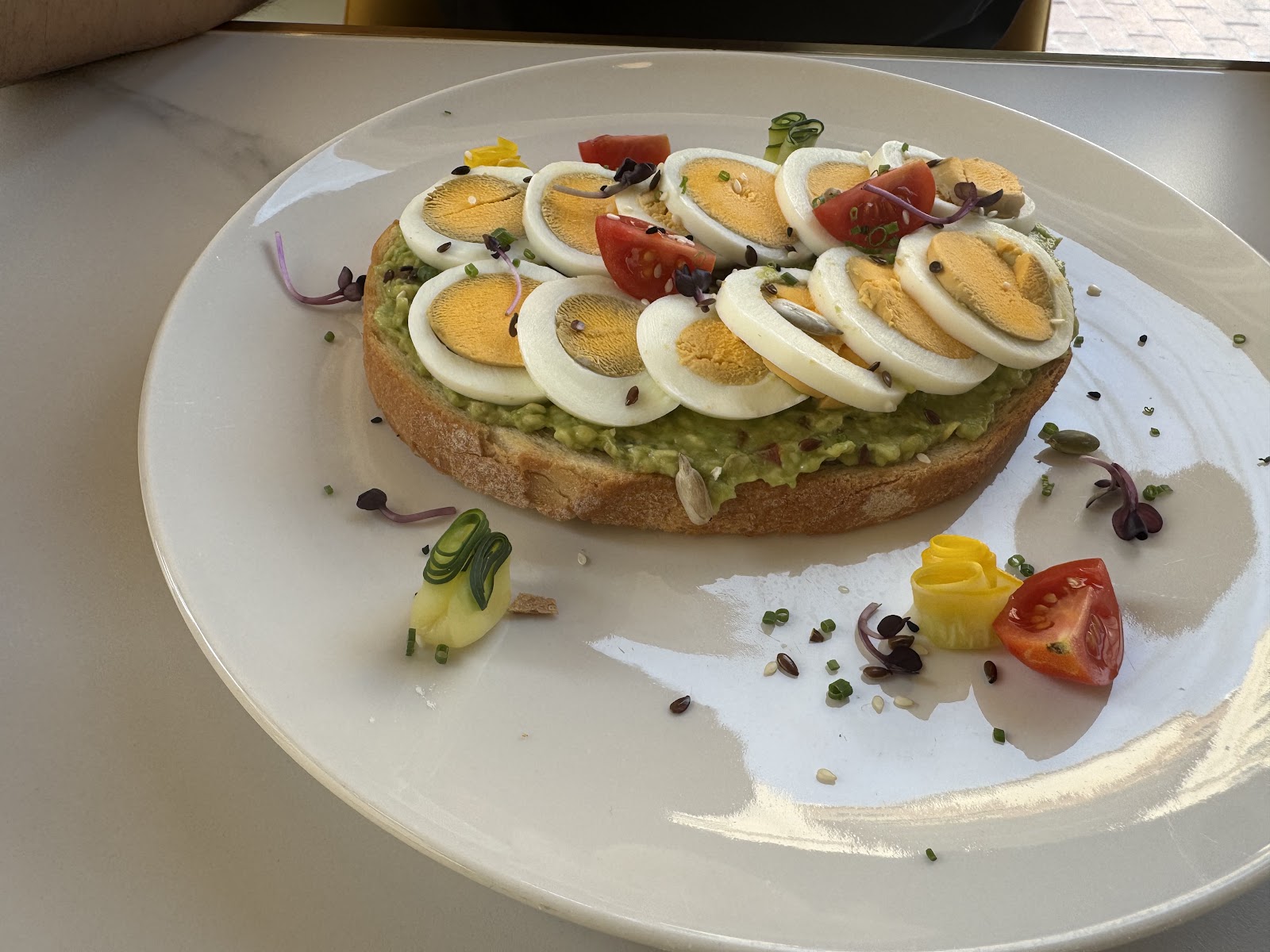 Avocado egg toast